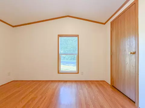 Bedroom - 49 Ashleigh Ln, Standish, ME 04084 photo 13 of 15