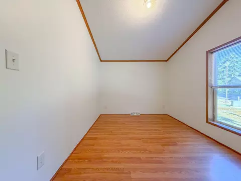 Bedroom - 49 Ashleigh Ln, Standish, ME 04084 photo 12 of 15