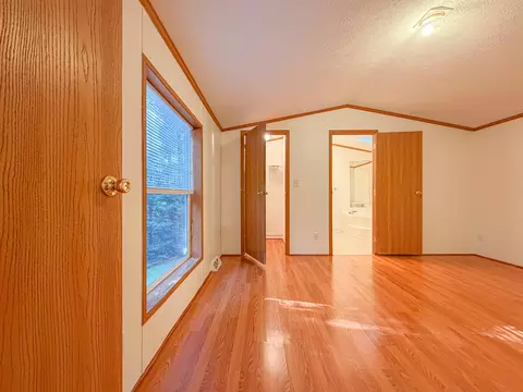 Bedroom - 49 Ashleigh Ln, Standish, ME 04084 photo 5 of 15
