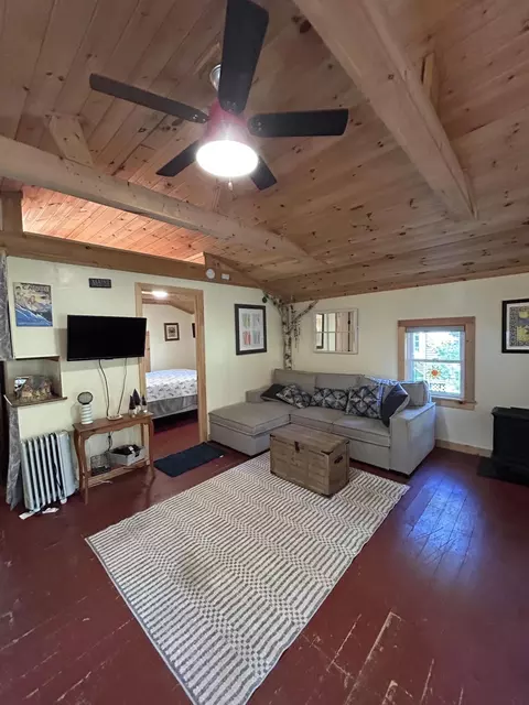 Living - 26 Dragon Back Rd, Naples, ME 04055 photo 3 of 4