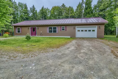 428 Works Rd, Jackson, ME 04921