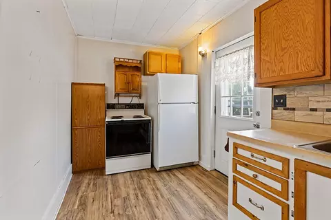 Kitchen - 19 Spring St, Clinton, ME 04927 photo 4 of 6