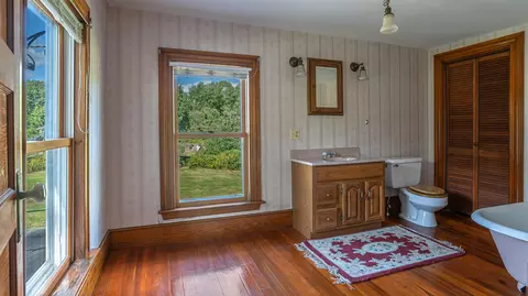 Bath - 175 N Gorham Rd, Gorham, ME 04038 photo 1 of 2