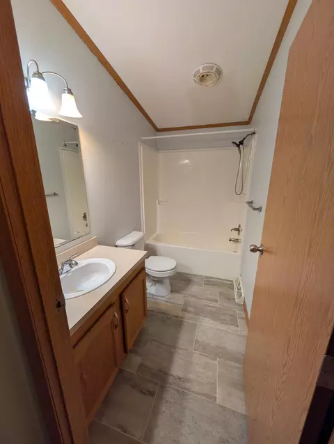 Bath - 714 Cook Rd, Carmel, ME 04419 photo 4 of 4