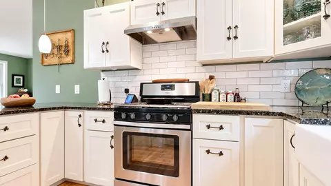 Kitchen - 7 Herricks Way, Standish, ME 04084 photo 5 of 5
