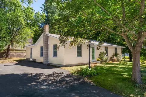 12 Wadleigh Ln, South Berwick, ME 03908