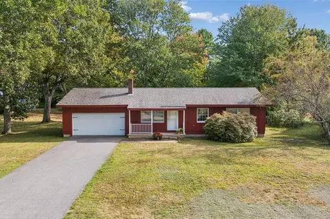 28 Old County Rd, Scarborough, ME 04074