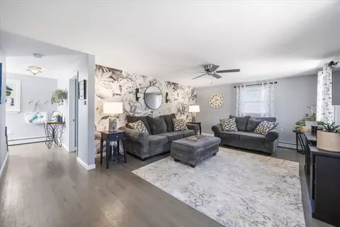73 Bonnybank Ter, South Portland, ME 04106