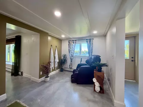 Entry Way - 32 Rabbit Ln, Whiting, ME 04691 photo 20 of 22