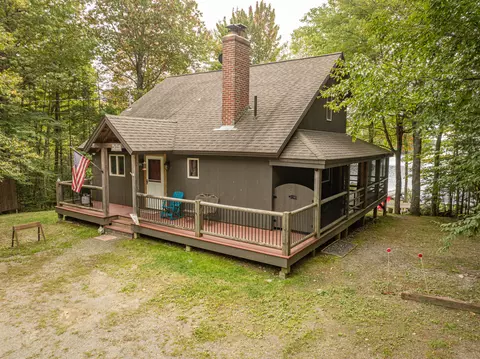 9 Cartwright Rd, Greenville, ME 04441