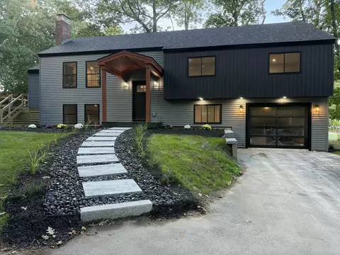 15 Powderhorn Dr, Scarborough, ME 04074