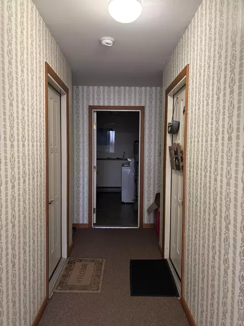 Entry Way - 236 Sewall St #3, Augusta, ME 04330 photo 4 of 4