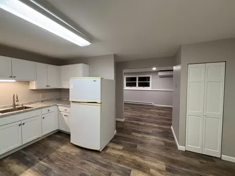 Kitchen - 236 Sewall St #3, Augusta, ME 04330 photo 4 of 5