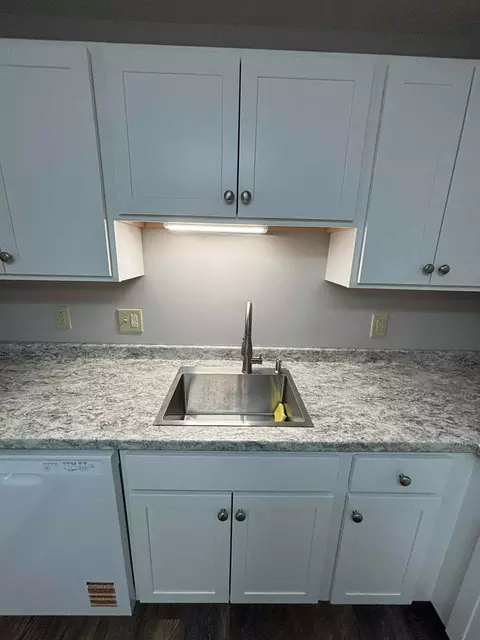 Kitchen - 236 Sewall St #3, Augusta, ME 04330 photo 3 of 5