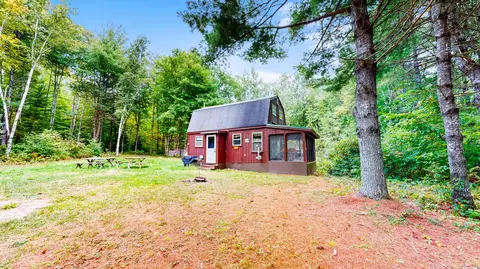 230 Vienna Rd, New Sharon, ME 04955