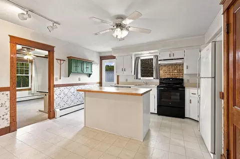 Kitchen - 124 Silver St, Waterville, ME 04901 photo 3 of 7