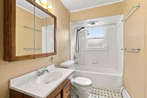 Bath - 124 Silver St, Waterville, ME 04901 photo 4 of 5