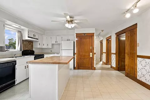 Kitchen - 124 Silver St, Waterville, ME 04901 photo 6 of 7