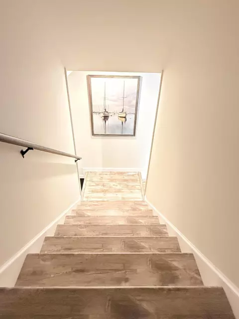 Entry Way - 7 Flagship Ln, Windham, ME 04062 photo 1 of 4