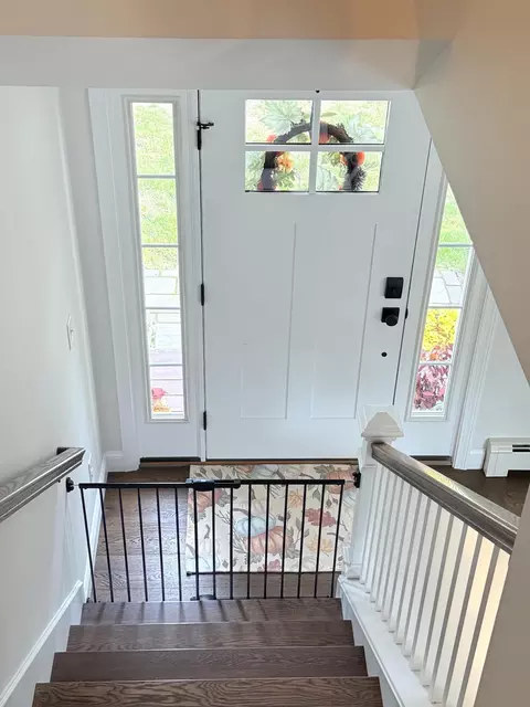 Entry Way - 7 Flagship Ln, Windham, ME 04062 photo 4 of 4