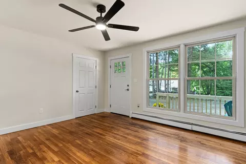 Living - 20 Reba Ln, Windham, ME 04062 photo 4 of 5