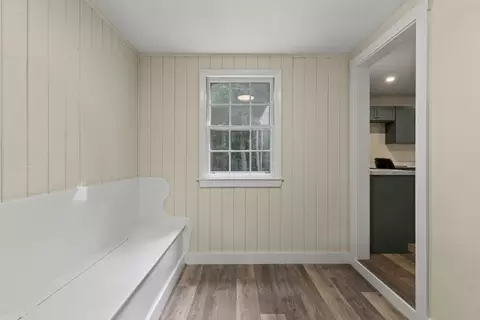 Entry Way - 20 Reba Ln, Windham, ME 04062 photo 2 of 4