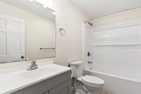Bath - 20 Reba Ln, Windham, ME 04062 photo 1 of 2