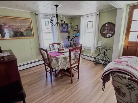 Dining - 21 Huse St, Bath, ME 04530 photo 1 of 4