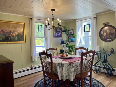 Dining - 21 Huse St, Bath, ME 04530 photo 4 of 4