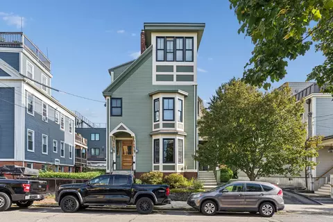 75 St Lawrence St #1, Portland, ME 04101