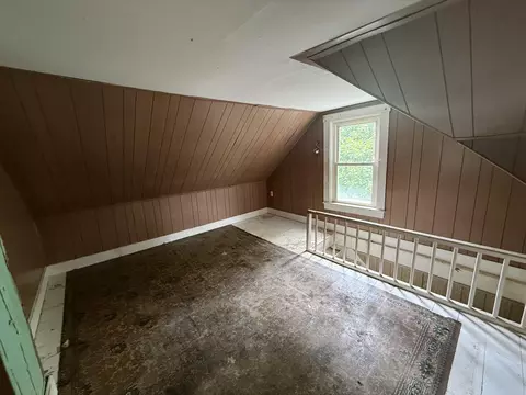 Bedroom - 42 Maple St, Brewer, ME 04412 photo 4 of 10