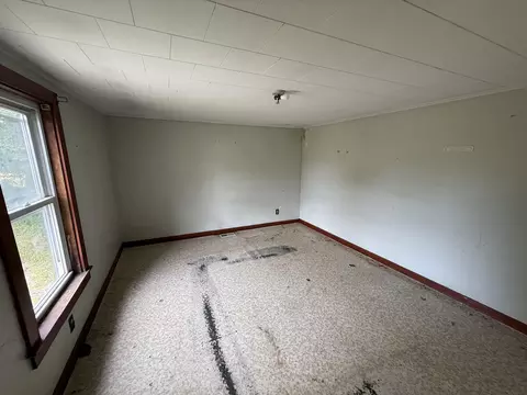 Bedroom - 42 Maple St, Brewer, ME 04412 photo 1 of 10