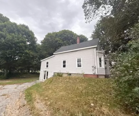 Exterior - 42 Maple St, Brewer, ME 04412 photo 2 of 5