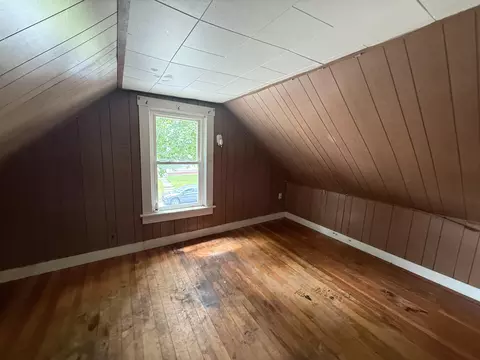 Bedroom - 42 Maple St, Brewer, ME 04412 photo 5 of 10