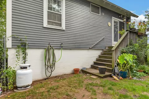 Exterior - 1206 Post Rd, Wells, ME 04090 photo 3 of 5