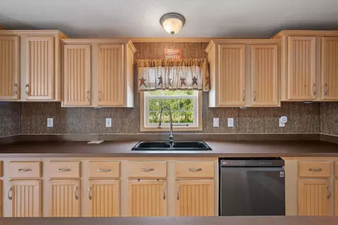 Kitchen - 103 Hudson Rd, Corinth, ME 04427 photo 2 of 5