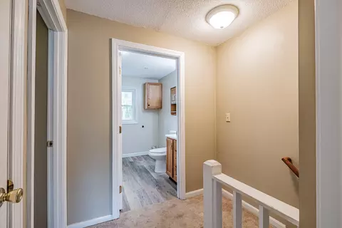 Entry Way - 8 Pine Hill Dr #8, Bath, ME 04530 photo 5 of 10