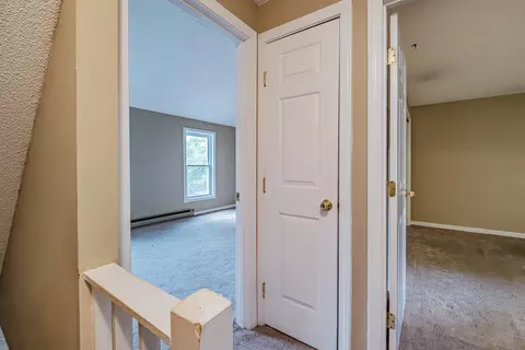 Entry Way - 8 Pine Hill Dr #8, Bath, ME 04530 photo 6 of 10
