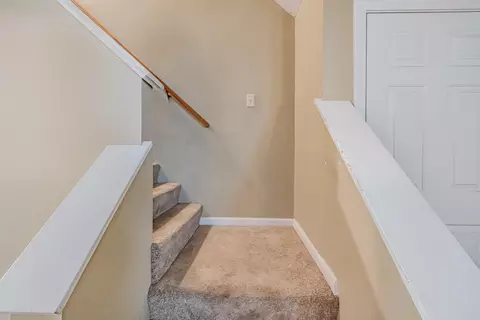 Entry Way - 8 Pine Hill Dr #8, Bath, ME 04530 photo 2 of 10