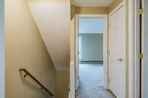 Entry Way - 8 Pine Hill Dr #8, Bath, ME 04530 photo 8 of 10