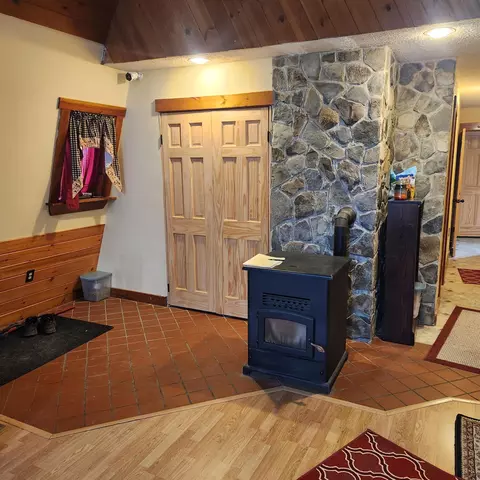 Entry Way - 70 Back Rd, Abbot, ME 04406 photo 1 of 1