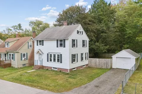 26 Motley St, Portland, ME 04102