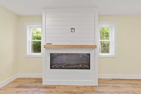 Living - 71 Great Falls Rd, Gorham, ME 04038 photo 4 of 4