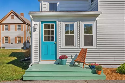 Exterior - 4 Washington St, Bath, ME 04530 photo 3 of 4