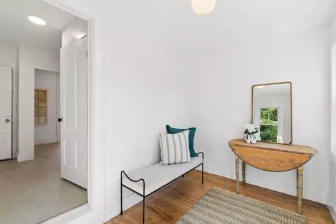 Entry Way - 4 Washington St, Bath, ME 04530 photo 1 of 10