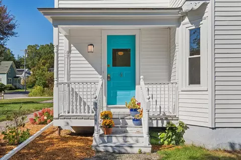 Exterior - 4 Washington St, Bath, ME 04530 photo 2 of 4