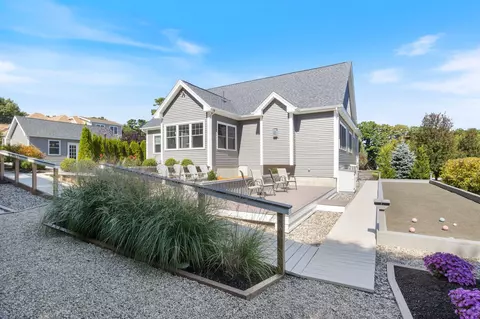 Exterior - 18 Mariner Overlook, Ogunquit, ME 03907 photo 7 of 14