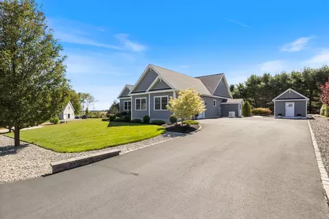 Exterior - 18 Mariner Overlook, Ogunquit, ME 03907 photo 3 of 14