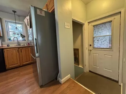 Entry Way - 21 Bunny St, Augusta, ME 04330 photo 3 of 5