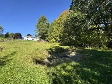 Exterior - 21 Bunny St, Augusta, ME 04330 photo 2 of 6